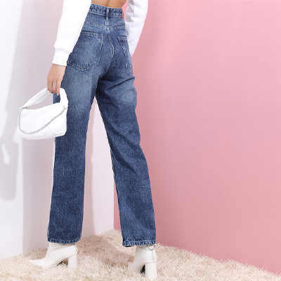 Women Blue Straight Fit Light Fade Jeans